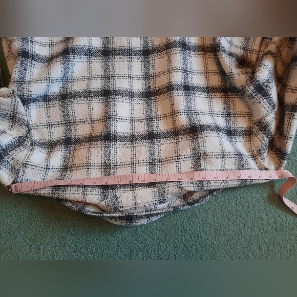 H&M Shacket - Picture 4 of 8